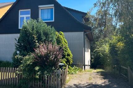 Haus Wolfenbüttel Ahlum - 8 Zimmer, 180 m&sup2;, 2.200&euro; | Angebot:25980738