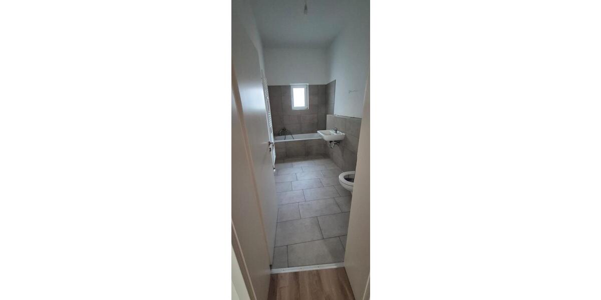 Erdgeschoßwohnung Peine Südstadt - 3 Zimmer, 80 m&sup2;, 700&euro; | Angebot:26541037