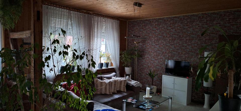 Einfamilienhaus Königslutter am Elm - 10 Zimmer, 250 m&sup2;, 395.000&euro; | Angebot:23846944