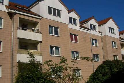 Wohnung Schöningen Esbeck - 3 Zimmer, 74 m&sup2;, 452&euro; | Angebot:12978224