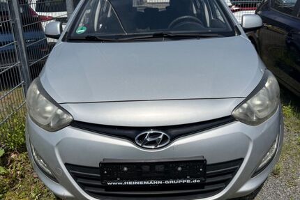 Hyundai i20 121.000 km 3.550 &euro; Wolfenbüttel (Halchter) 38304