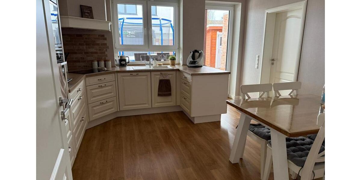 Einfamilienhaus Rötgesbüttel - 6 Zimmer, 180 m&sup2;, 600.000&euro; | Angebot:25235422