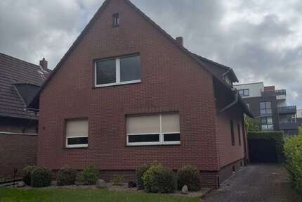 Haus Peine - 6 Zimmer, 162 m&sup2;, 335.000&euro; | Angebot:26674974