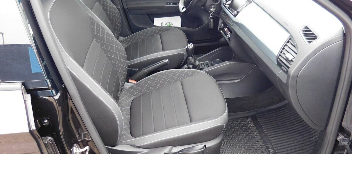 Skoda Fabia 1.0 Kombi Ambition TSI BMT Navi Klima 25.700 km 15.690 &euro; Vordorf 38533