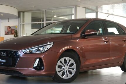 Hyundai i30 95.100 km 8.720 &euro; Schöningen 38364