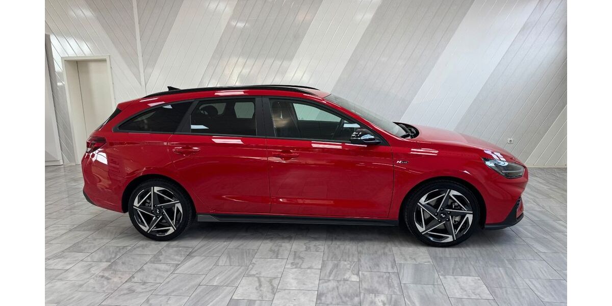 Hyundai i30 25.243 km 23.890 &euro; Liebenburg 38704