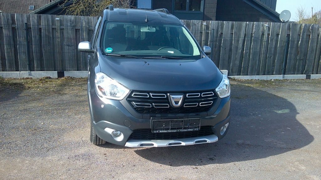 Dacia Dokker 192.000 km 4.990 &euro; Rötgesbüttel 38531