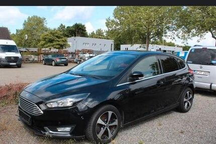 Ford Focus 61.500 km 9.250 &euro; Wolfenbüttel 38302
