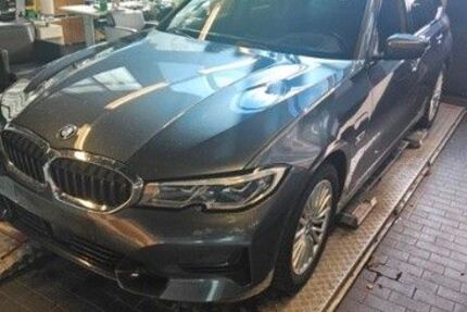 BMW 330 80.308 km 27.797 &euro; Peine 31228