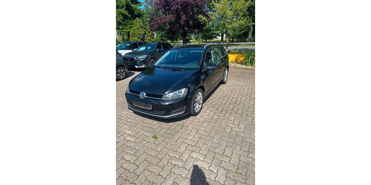 VW Golf 129.200 km 9.250 &euro; Braunschweig 38110