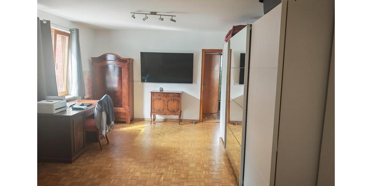 Einfamilienhaus Braunschweig Lehndorf-Watenbüttel - 6 Zimmer, 160 m&sup2;, 1.550&euro; | Angebot:26678416