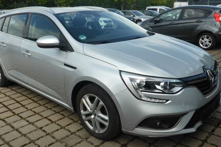 Renault Megane 87.300 km 9.890 &euro; Wolfenbüttel 38304