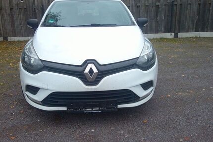 Renault Clio 205.000 km 4.900 &euro; Rötgesbüttel 38531