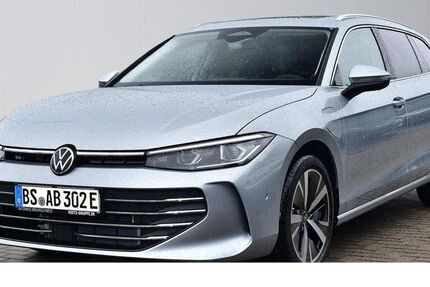 VW Passat Variant 17.800 km 40.950 &euro; Braunschweig 38108