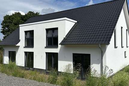 Haus Holle - 12 Zimmer, 166 m&sup2;, 620.000&euro; | Angebot:27000128