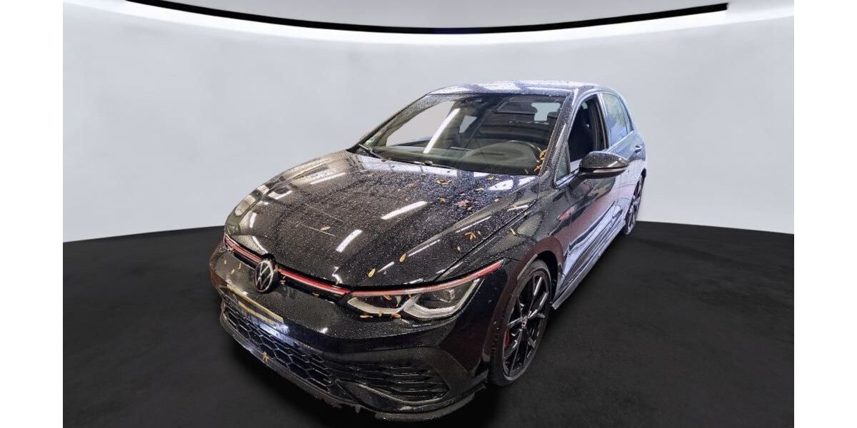 VW Golf 122.570 km 28.890 &euro; Braunschweig 38114