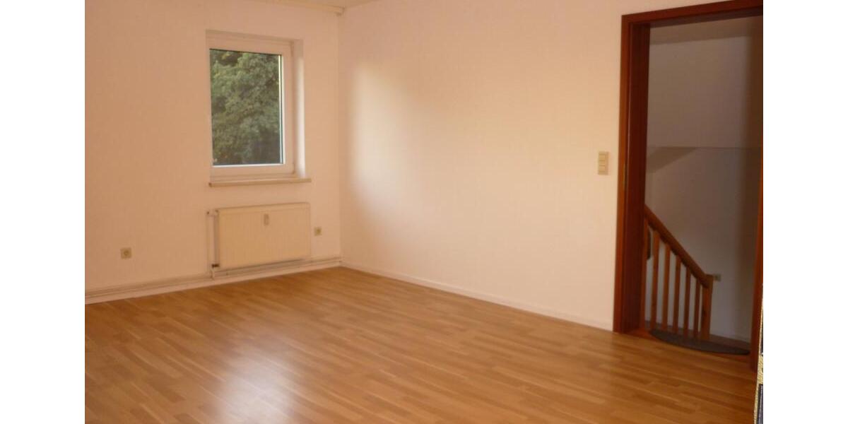Dachgeschoßwohnung Schwülper - 2 Zimmer, 48 m&sup2;, 552&euro; | Angebot:25840763