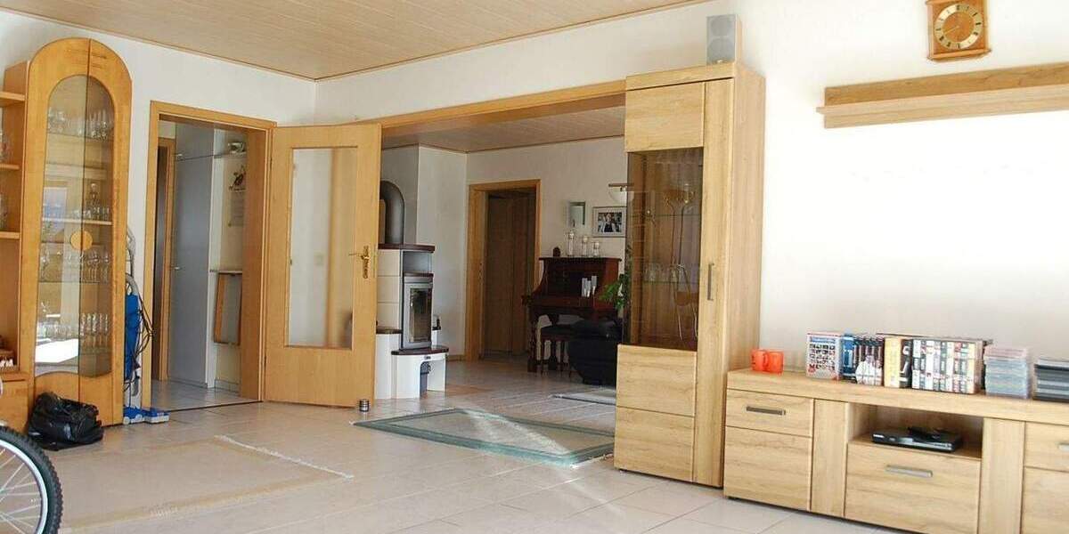 Einfamilienhaus Salzgitter Lebenstedt - 8 Zimmer, 208 m&sup2;, 419.900&euro; | Angebot:26202289