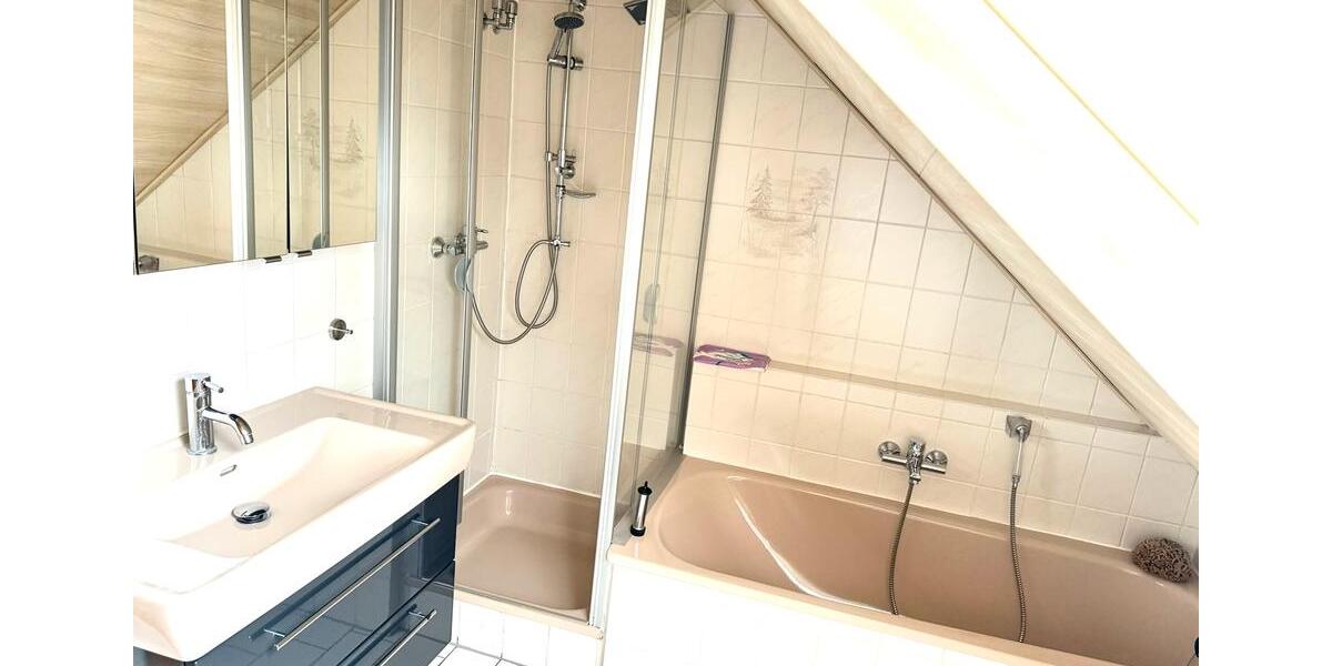 Doppelhaushälfte Salzgitter Ortschaft Südost - 8 Zimmer, 195 m&sup2;, 269.000&euro; | Angebot:24093043