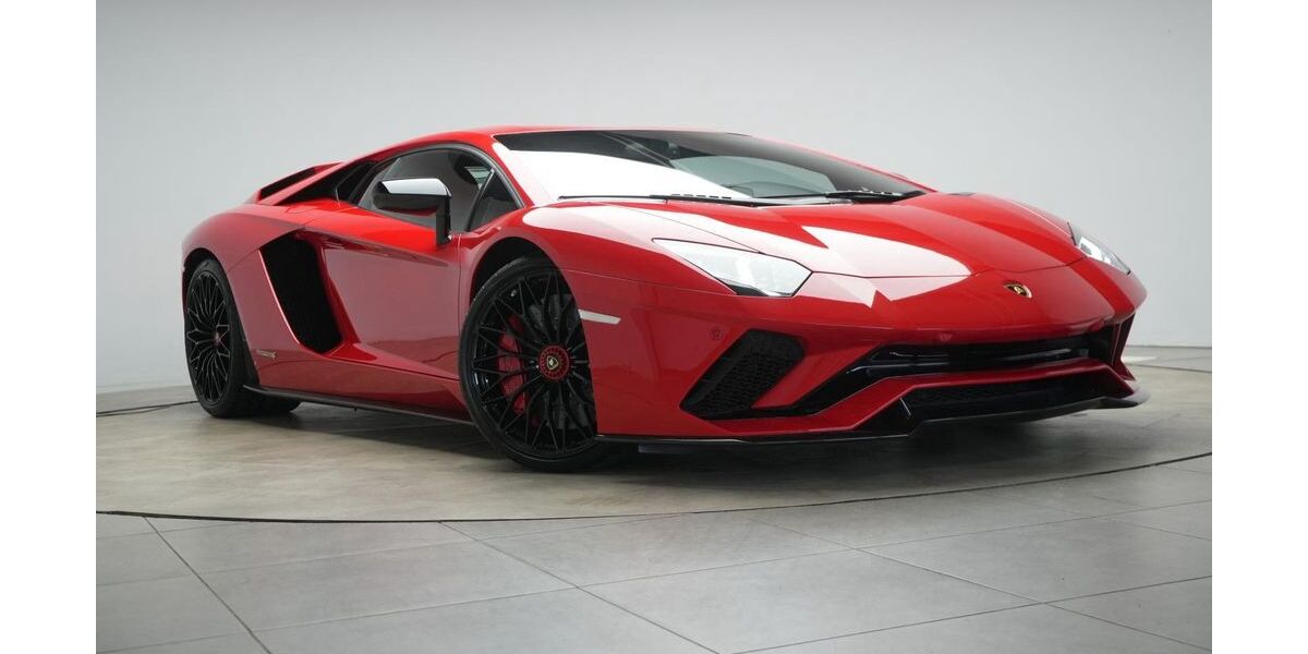 Lamborghini Aventador 20.000 km 328.990 &euro; Braunschweig 38110