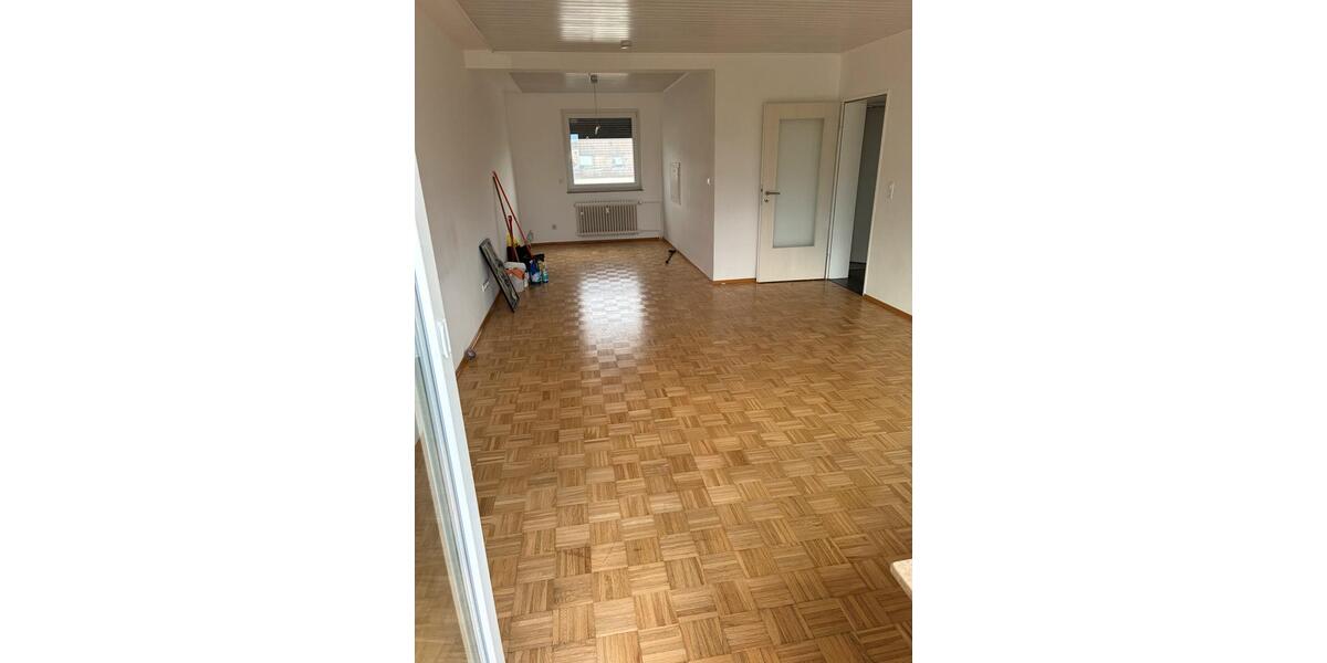 Dachgeschoßwohnung Braunschweig Wabe-Schunter-Beberbach - 4 Zimmer, 91 m&sup2;, 890&euro; | Angebot:26649951