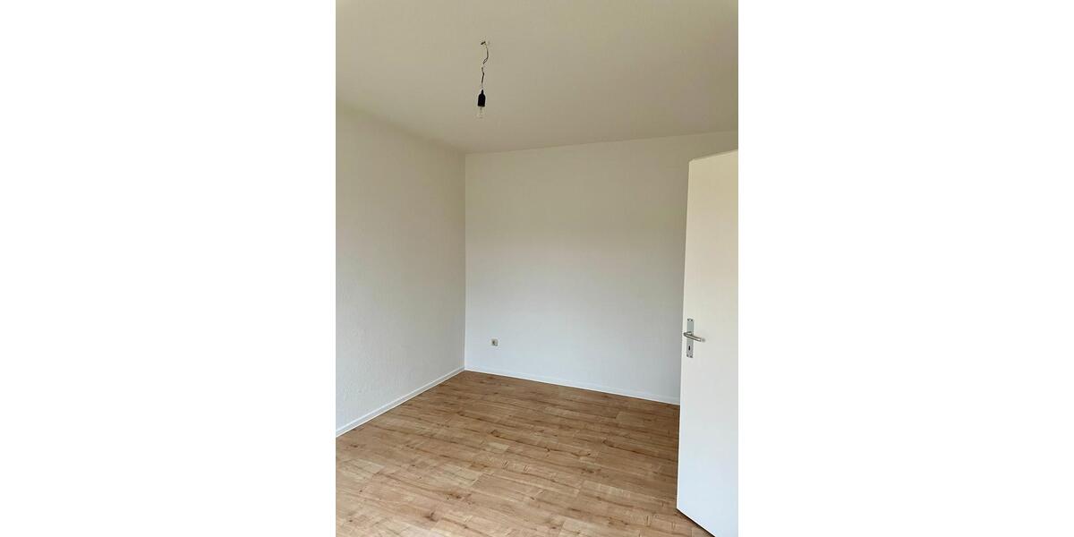 Etagenwohnung Salzgitter - 3 Zimmer, 70 m&sup2;, 450&euro; | Angebot:24890345