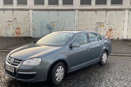 VW Jetta 75.000 km 4.500 &euro; Braunschweig 38106