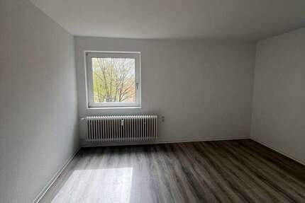 Wohnung Salzgitter Gebhardshagen - 3 Zimmer, 60 m&sup2;, 360&euro; | Angebot:26200428