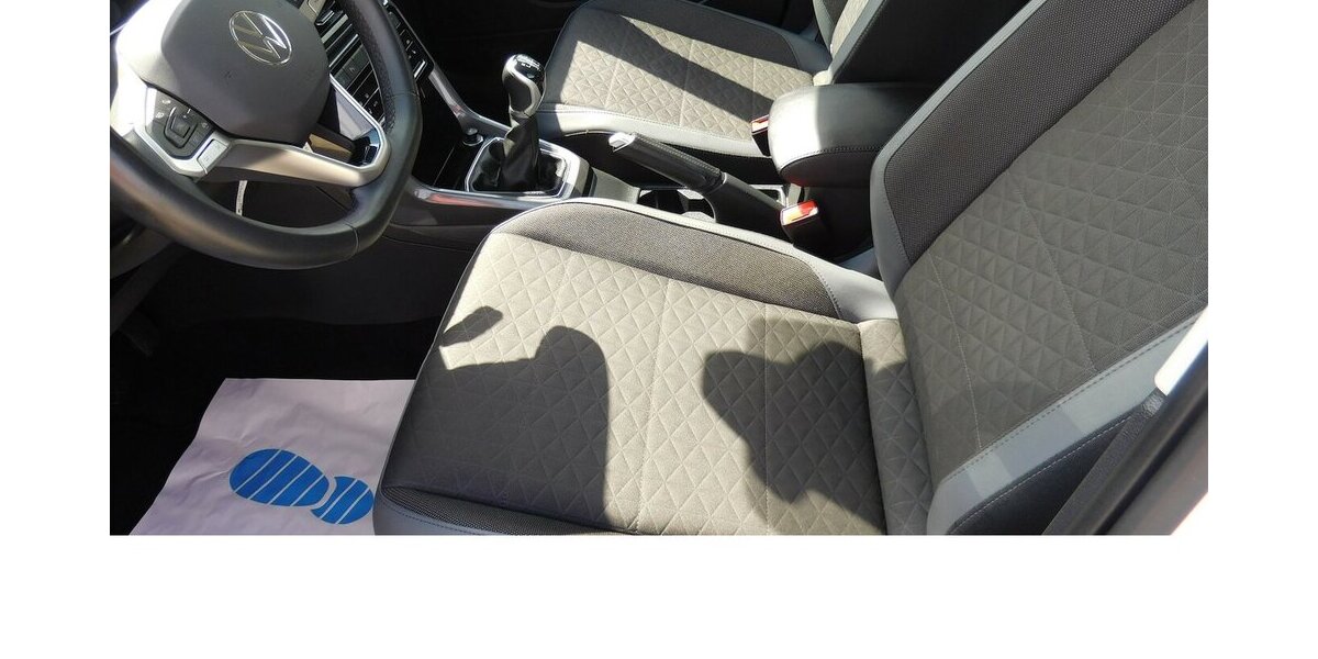 VW T-Cross 1.0 Style TSI BMT Navi Klima 31.800 km 17.390 &euro; Vordorf 38533