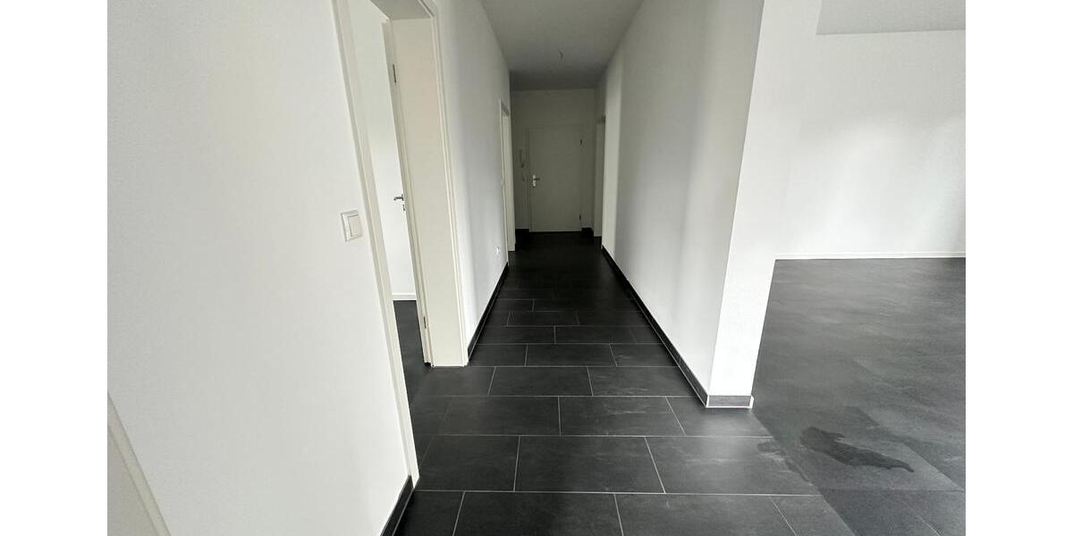 Erdgeschoßwohnung Braunschweig Broitzem - 4 Zimmer, 120 m&sup2;, 1.500&euro; | Angebot:25996108