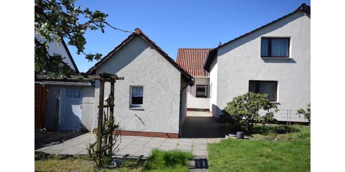 Doppelhaushälfte Braunschweig Wabe-Schunter-Beberbach - 7 Zimmer, 120 m&sup2;, 360.000&euro; | Angebot:25783016