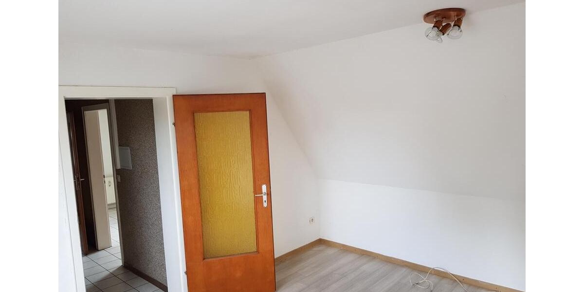 Dachgeschoßwohnung Wasbüttel - 2 Zimmer, 50 m&sup2;, 420&euro; | Angebot:24726830