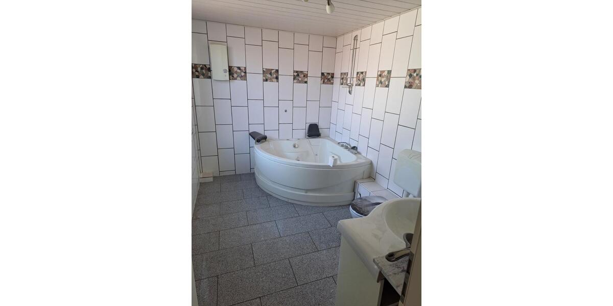 Mehrfamilienhaus, Wohnhaus Schöningen - 15 Zimmer, 330 m&sup2;, 125.000&euro; | Angebot:25397542