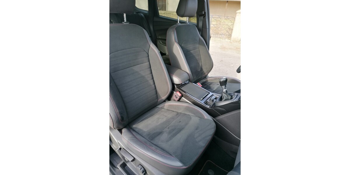 Ford Kuga 128.000 km 11.700 &euro; Wolfenbüttel 38300