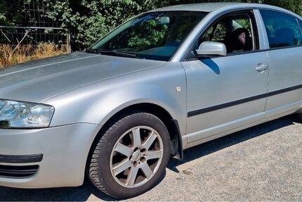 Skoda Superb 93.800 km 2.750 &euro; Braunschweig 38100