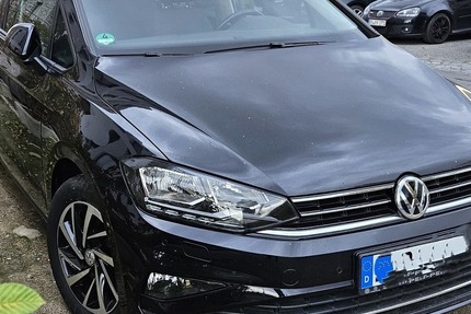 VW Golf Sportsvan VII Join,KLIMA,NAVI,AHK,LED 181.800 km 9.989 &euro; Braunschweig 38106
