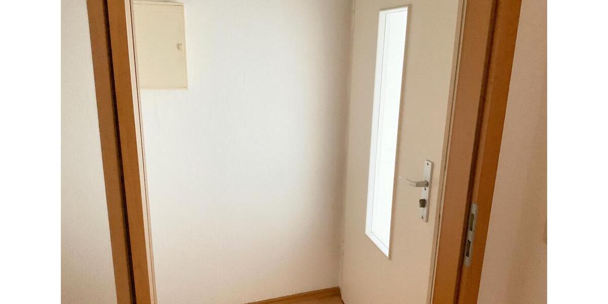 Etagenwohnung Braunschweig - 2 Zimmer, 77 m&sup2;, 657&euro; | Angebot:25266641