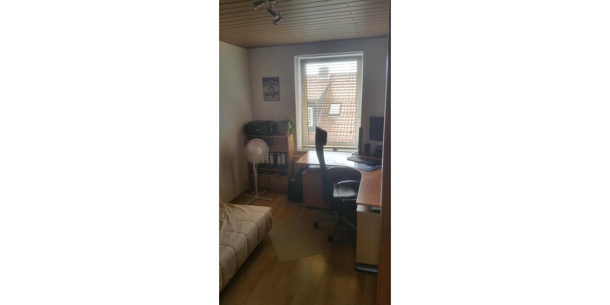 Etagenwohnung Wolfenbüttel Adersheim - 4 Zimmer, 100 m&sup2;, 189.000&euro; | Angebot:23397915