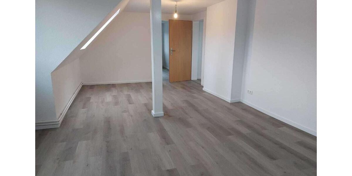 Dachgeschoßwohnung Jerxheim - 3 Zimmer, 63 m&sup2;, 485&euro; | Angebot:26381007
