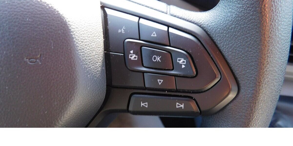 VW T7 Transporter 2.0 Lang TDI 3Sitze Navi Klima 12.200 km 30.990 &euro; Vordorf 38533