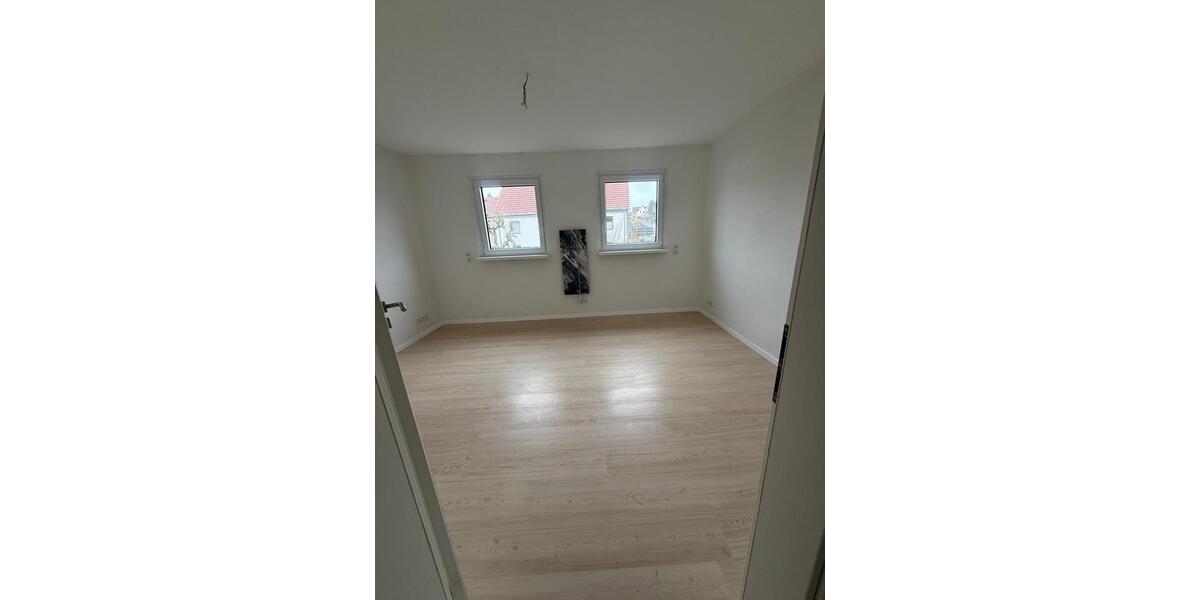 Dachgeschoßwohnung Schöningen - 3 Zimmer, 55 m&sup2;, 445&euro; | Angebot:25934260