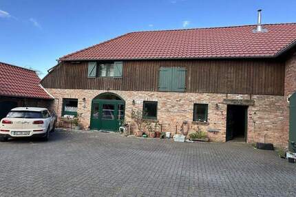 Haus Rötgesbüttel - 5 Zimmer, 200 m&sup2;, 375.000&euro; | Angebot:25755926