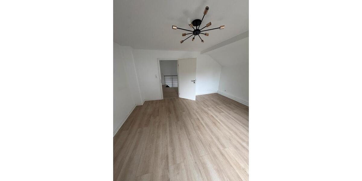 Doppelhaushälfte Salzgitter Ortschaft Ost - 4 Zimmer, 138 m&sup2;, 1.400&euro; | Angebot:26592264