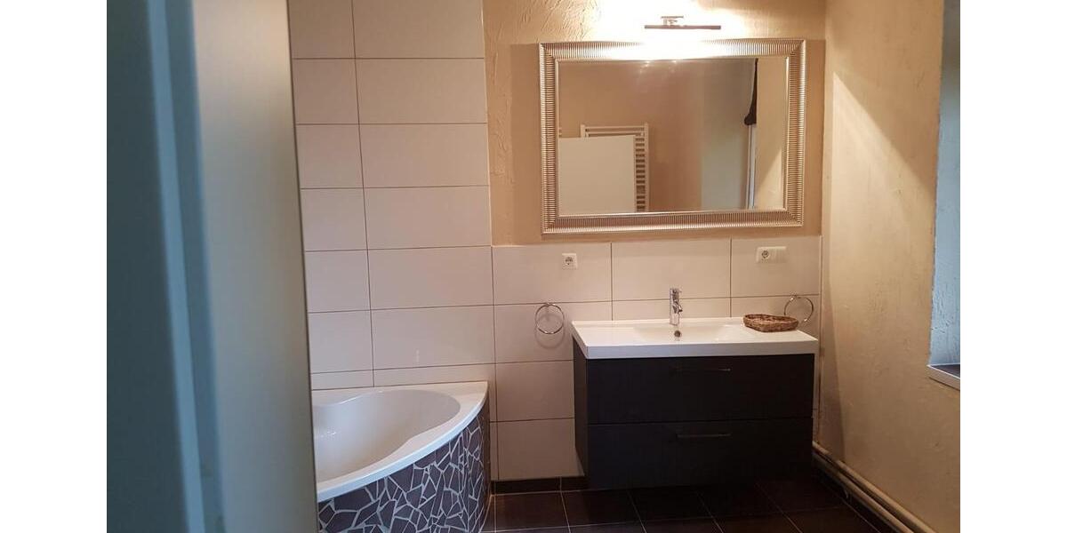 Dachgeschoßwohnung Salzgitter Ortschaft Ost - 3 Zimmer, 125 m&sup2;, 1.000&euro; | Angebot:25992665