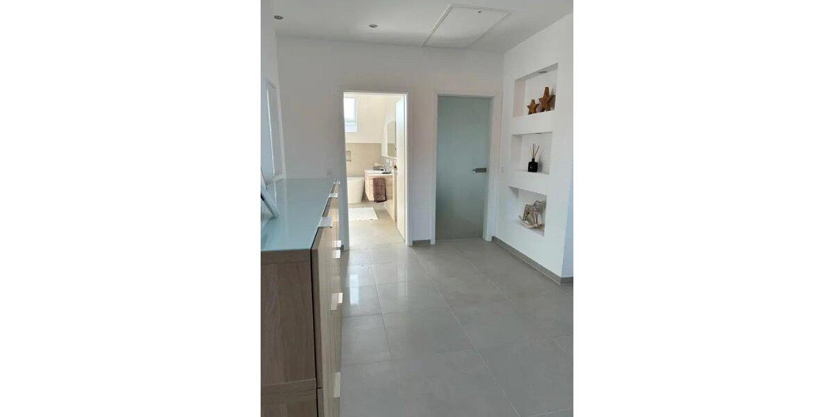 Dachgeschoßwohnung Braunschweig Wabe-Schunter-Beberbach - 3 Zimmer, 112 m&sup2;, 1.600&euro; | Angebot:25978206