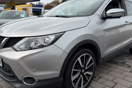 Nissan Qashqai 151.376 km 9.690 &euro; Peine 31224