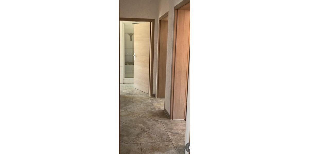 Einfamilienhaus Wolsdorf - 8 Zimmer, 150 m&sup2;, 130.000&euro; | Angebot:25568465