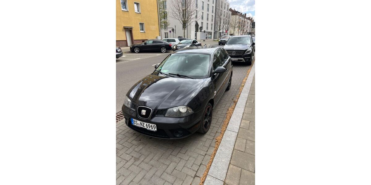 Seat Ibiza 399.000 km 2.200 &euro; Braunschweig 38100