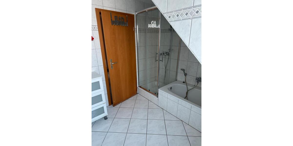 Reihenhaus Braunschweig Wabe-Schunter-Beberbach - 6 Zimmer, 131 m&sup2;, 420.000&euro; | Angebot:25405634