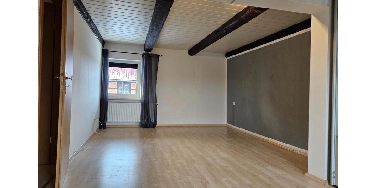 Etagenwohnung Börßum - 2.5 Zimmer, 75 m&sup2;, 500&euro; | Angebot:26073922